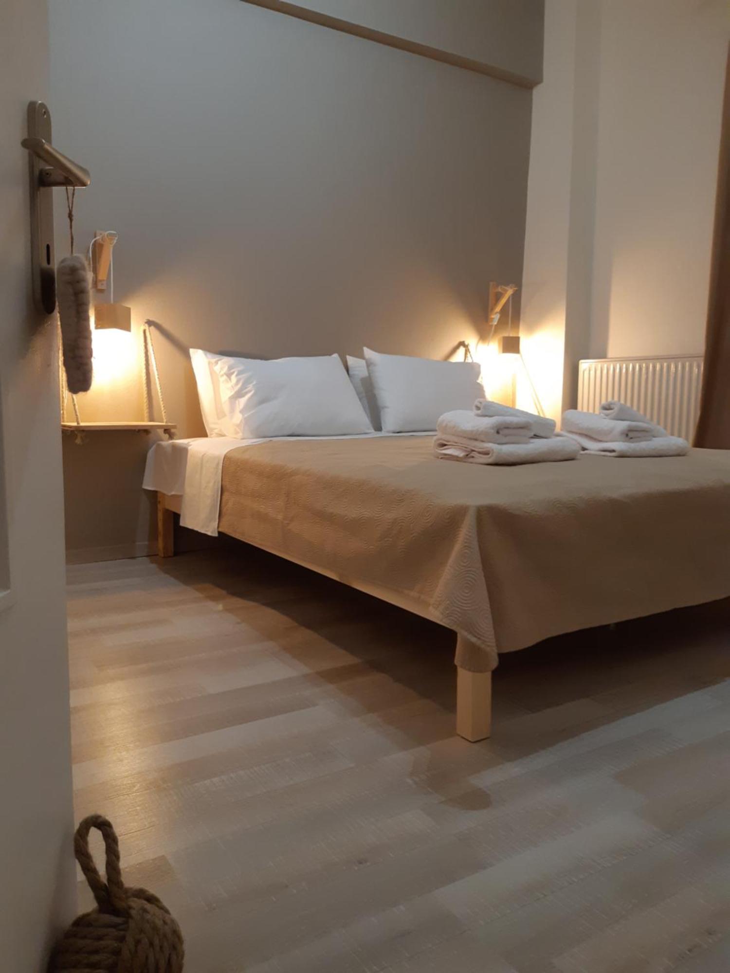 شقة Delphic Moments - Sunny App 3Br, 2Ba With View المظهر الخارجي الصورة